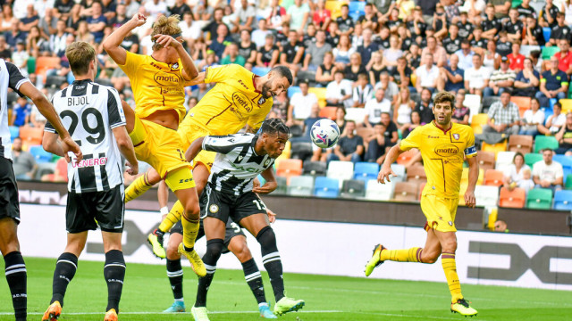 Photo LiveMedia/Ettore Griffoni
Udine, Italy, August 20, 2022, italian soccer Serie A match
Udinese Calcio vs US Salernitana
Image shows:
Header of Udinese's Destiny Iyenoma Udogie
LiveMedia - World Copyright