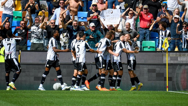 Photo LiveMedia/Ettore Griffoni
Udine, Italy, September 18, 2022, italian soccer Serie A match
Udinese Calcio vs Inter - FC Internazionale
Image shows:
Udinese's Jaka Bijol celebrates after scoring a goal
LiveMedia - World Copyright