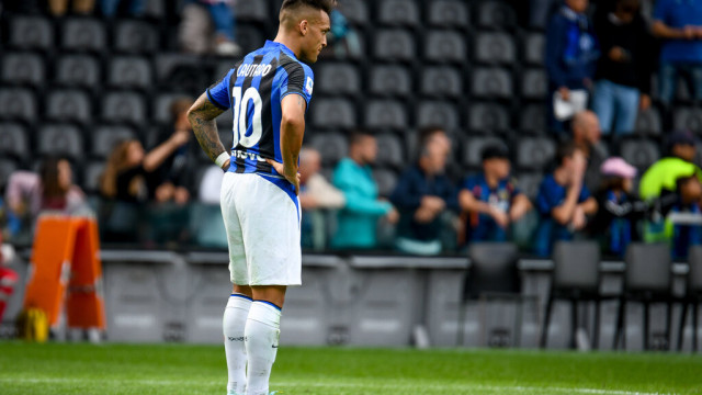 Photo LiveMedia/Ettore Griffoni
Udine, Italy, September 18, 2022, italian soccer Serie A match
Udinese Calcio vs Inter - FC Internazionale
Image shows:
Disappointment of Inter's Lautaro Martinez reacting
LiveMedia - World Copyright