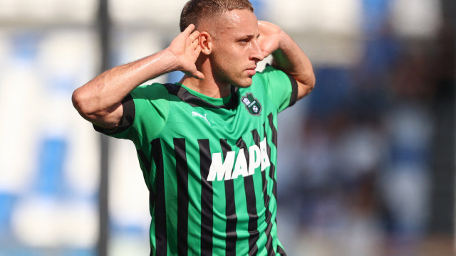 Photo LiveMedia/Luca Amedeo Bizzarri
Reggio Emilia, Italy, September 11, 2022, italian soccer Serie A match
US Sassuolo vs Udinese Calcio
Image shows:
Davide Frattesi (US Sassuolo) celebrates after scoring a goal
LiveMedia - World Copyright