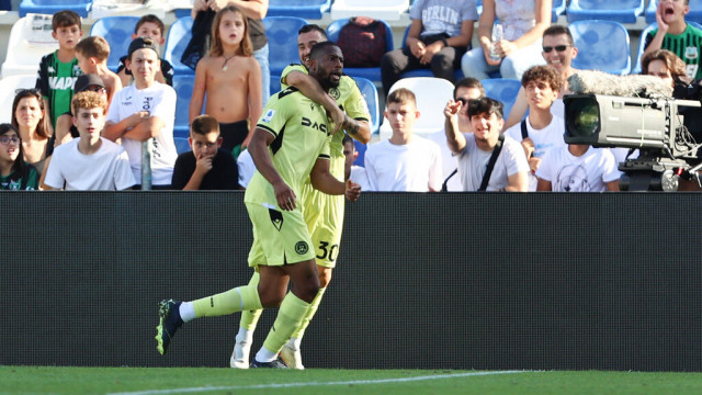 Photo LiveMedia/Luca Amedeo Bizzarri
Reggio Emilia, Italy, September 11, 2022, italian soccer Serie A match
US Sassuolo vs Udinese Calcio
Image shows:
Beto (Udinese Calcio) celebrates after scoring a goal
LiveMedia - World Copyright