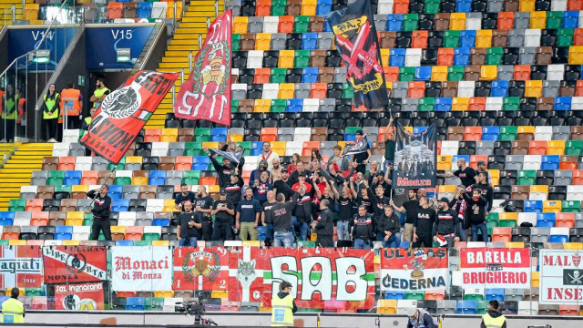 Photo LiveMedia/Ettore Griffoni
Udine, Italy, October 19, 2022, Italian football Coppa Italia match
Udinese Calcio vs AC Monza
Image shows:
Monza supporters
LiveMedia - World Copyright