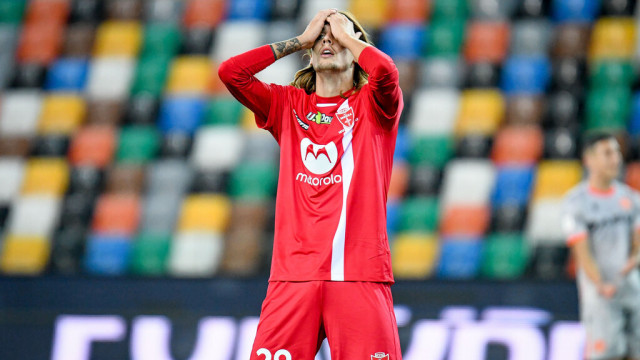 Photo LiveMedia/Ettore Griffoni
Udine, Italy, October 19, 2022, Italian football Coppa Italia match
Udinese Calcio vs AC Monza
Image shows:
Monza's Andrea Colpani reacts
LiveMedia - World Copyright