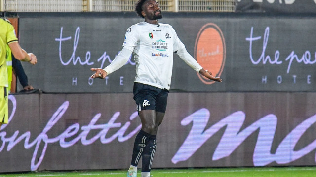 Photo LiveMedia/Cucco Ricucchi
La Spezia, Italy, November 08, 2022, italian soccer Serie A match
Spezia Calcio vs Udinese Calcio
Image shows:
Spezia's M'Bala Nzola
LiveMedia - World Copyright